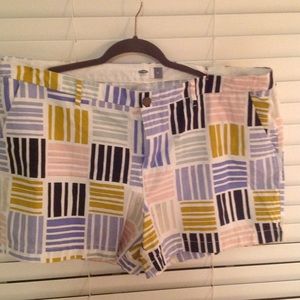 Multi colored Old Navy shorts